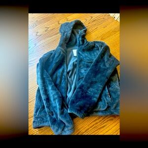 Abercrombie kids black fleece jacket